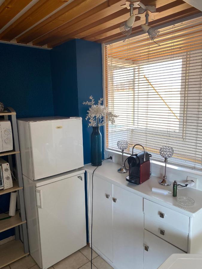 Joli Appartement Mezzanine Avec Parking La Roquille Agde Buitenkant foto