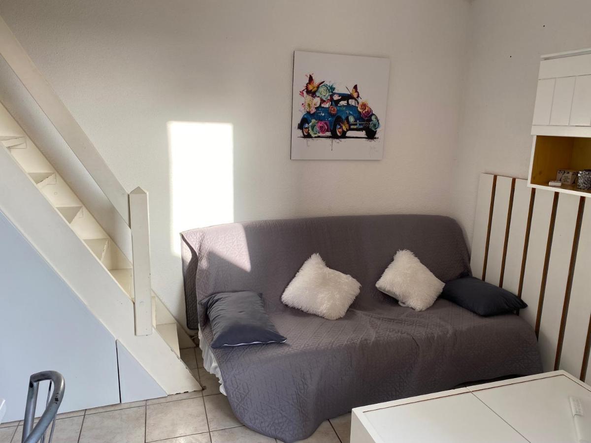 Joli Appartement Mezzanine Avec Parking La Roquille Agde Buitenkant foto