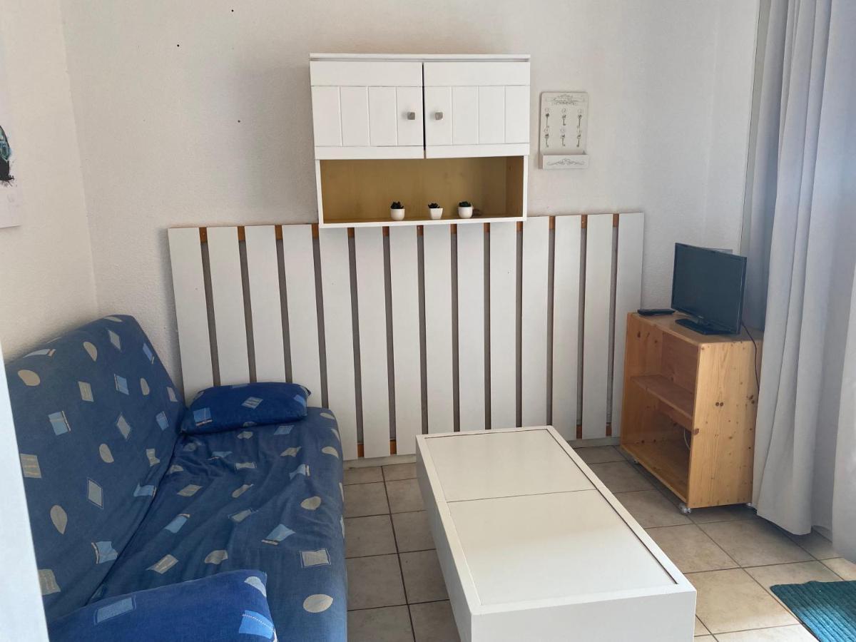 Joli Appartement Mezzanine Avec Parking La Roquille Agde Buitenkant foto